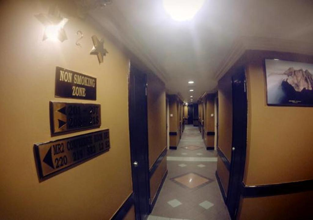 Hotel Deleeton Kota Kinabalu Exterior foto